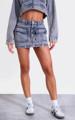 Online PrettyLittleThing Acid Wash Pocket Detail Denim Mini Skirt Acid Blue Wash