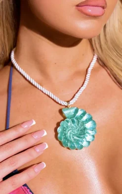 PrettyLittleThing Necklaces*Resin Shell Rope Necklace