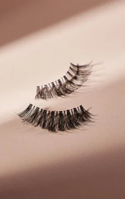 PrettyLittleThing False Eyelashes*Ardell Lashes Wispies 700