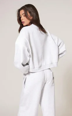 PrettyLittleThing Basic Tops*Premium Basic Crew Neck Cropped Sweatshirt