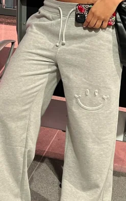 Hot PrettyLittleThing Smile Embossed Wide Leg Sweatpants Ash Grey