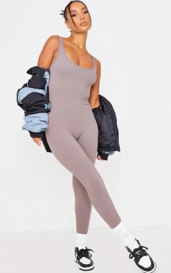 PrettyLittleThing Snatched*Structured Snatched Ribbed Scoop Neck Jumpsuit