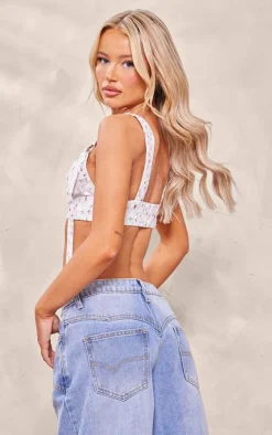 PrettyLittleThing Bralets*Floral Lace Bralet