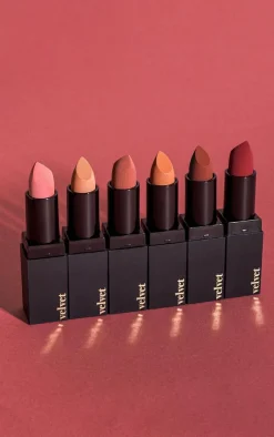 PrettyLittleThing Lipstick*Barry M Velvet Lip Paint