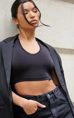 PrettyLittleThing Basic Tops*Basic Slinky Scoop Neck Halter Top