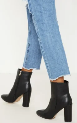 PrettyLittleThing Heeled Boots*Behati Faux Leather Ankle Boot