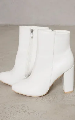 PrettyLittleThing Heeled Boots*Behati Faux Leather Ankle Boot