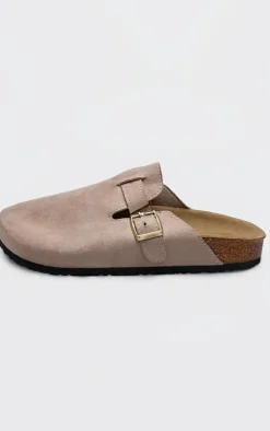PrettyLittleThing Mules*Faux Suede Buckled Mule Cloggs