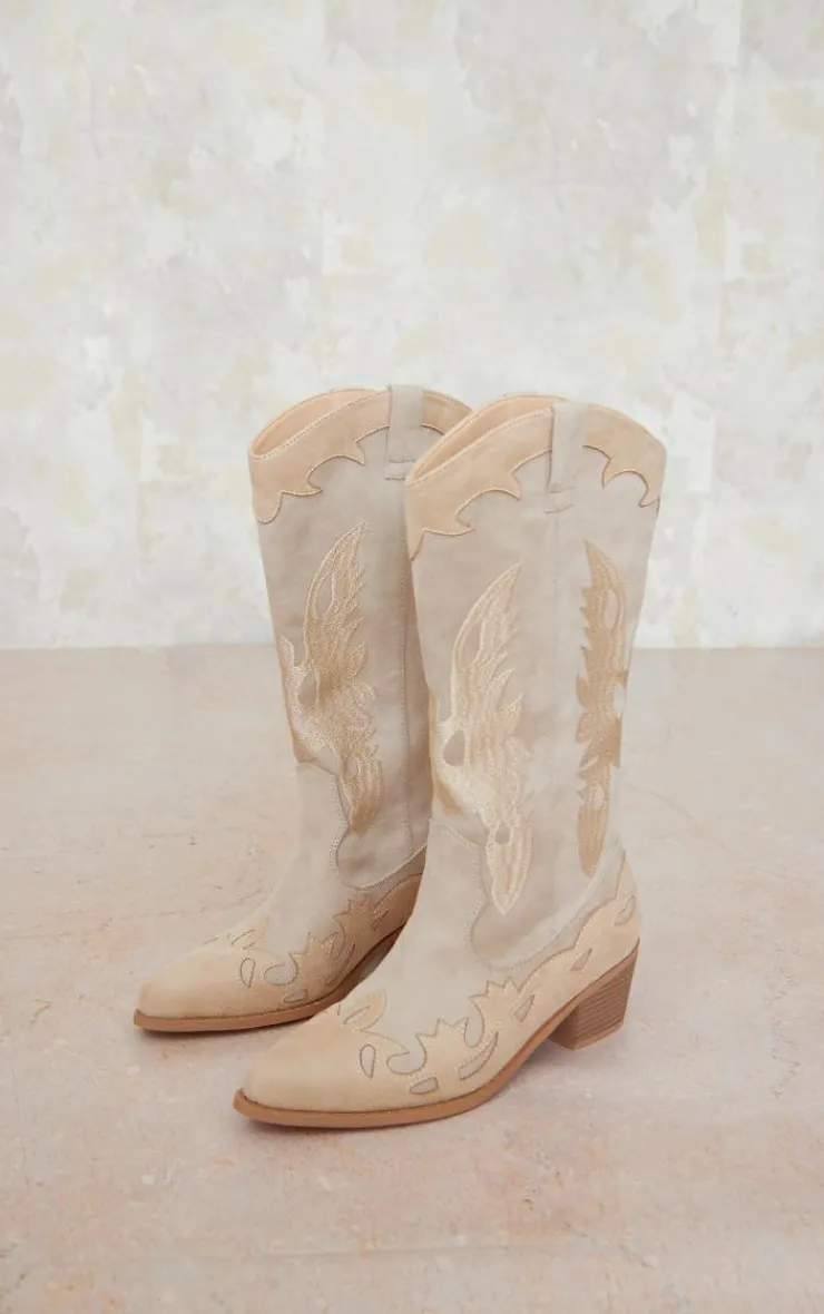 PrettyLittleThing Wide Fit Boots*Faux Suede Embroidered Detail Wide Fit Western Calf Boots