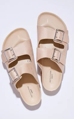 PrettyLittleThing Slides*Faux Suede Round To Buckle Chunky Sole Slides