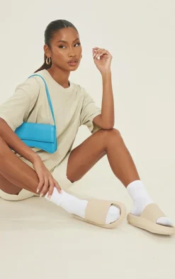 PrettyLittleThing Slides*Flatform Sole Rubber Slides