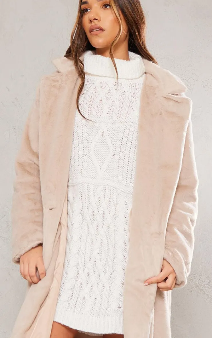 PrettyLittleThing Faux Fur Coats*Premium Soft Faux Fur Tailored Maxi Coat
