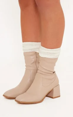 PrettyLittleThing Low Heels*PU Square Toe Low Block Heel Stretch Ankle Boots