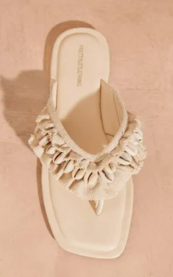 PrettyLittleThing Flat Sandals*PU Square Toe Shell Frayed Toe Thong Flat Sandals