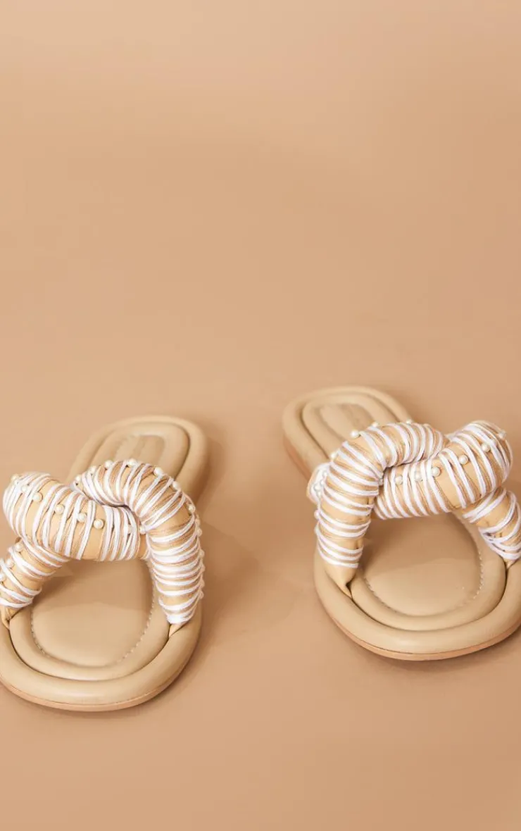 PrettyLittleThing Flat Sandals*Real Leather Round Toe Padded Contrast Strap Pearl Detail Sandals
