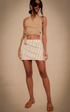 PrettyLittleThing Sleeveless Tops*Structured Linen Look Pleated Halter Crop Top
