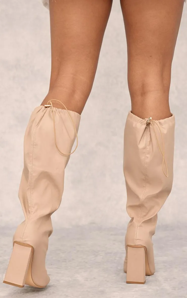 PrettyLittleThing Wide Fit Heels*Wide Fit PU Square Toe Knee High Block Heel Toggle Boots