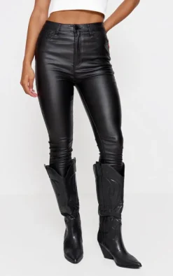 PrettyLittleThing Christmas Day Outfits*5 Pocket Coated Skinny Jeans