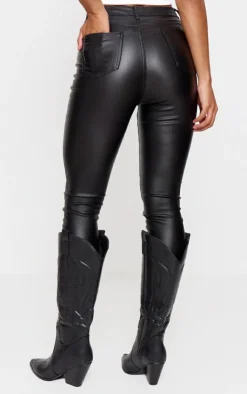 PrettyLittleThing Christmas Day Outfits*5 Pocket Coated Skinny Jeans
