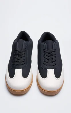 PrettyLittleThing Sneakers*and Cream Pu Contrast Panel Lace Up Sneakers