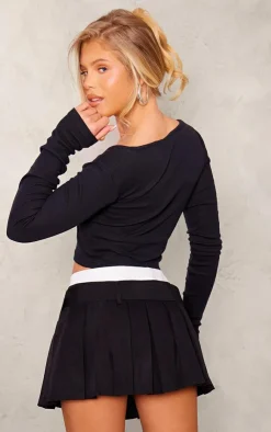 PrettyLittleThing Basic Tops*Basic Rib Long Sleeve V Neck Crop Top