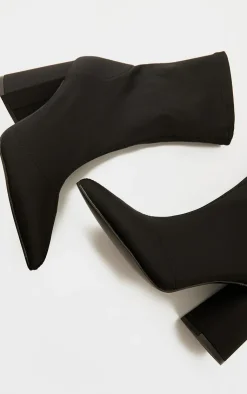PrettyLittleThing Block Heels*Block Heeled Point Toe Sock Boot