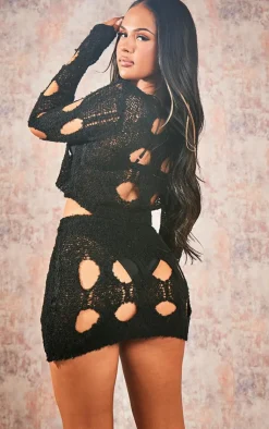 Hot PrettyLittleThing Boucle Knit Cut Out Chain Detail Top Black