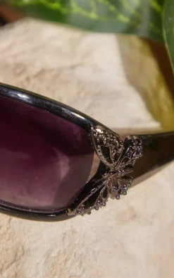 PrettyLittleThing Visor Sunglasses*Butterfly Detail Visor Sunglasses