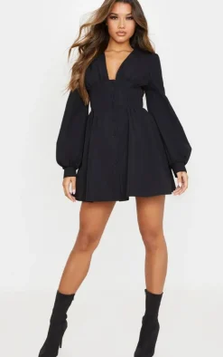 PrettyLittleThing Christmas Day Outfits*Button Front Fitted Puff Sleeve Skater Dress