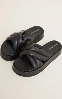PrettyLittleThing Chunky Sandals*Chunky Padded Cross Straps Sandals