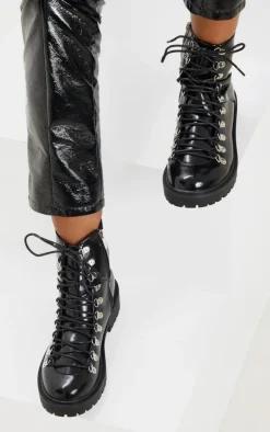 PrettyLittleThing Black Boots*Cleated Sole Combat Eyelet Ankle Boot