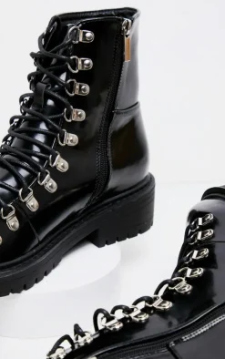 PrettyLittleThing Black Boots*Cleated Sole Combat Eyelet Ankle Boot