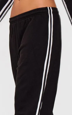 Sale PrettyLittleThing Contrast Stripe Wide Leg Sweatpants Black