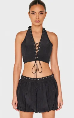 Outlet PrettyLittleThing Crinkle Eyelet Detail Halterneck Top Black