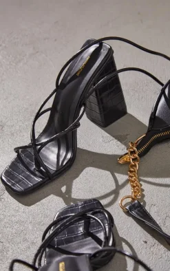 PrettyLittleThing Chunky Sandals*Croc PU Toe Loop Lace Up Chunky Block Heeled Sandals