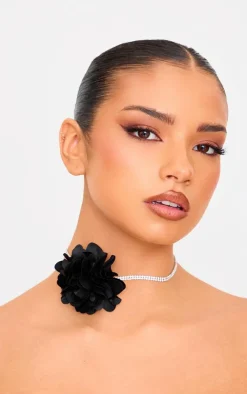 PrettyLittleThing Necklaces*Diamante Flower Choker