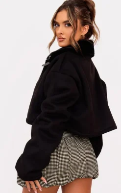 PrettyLittleThing Faux Fur Coats*Dropped Shoulder Cropped Faux Fur Contrast Jacket