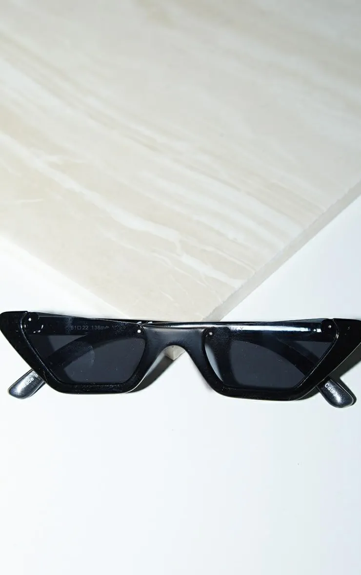 PrettyLittleThing Cat Eye Sunglasses*Extreme Cateye Cut Off Smoke Lens Sunglasses