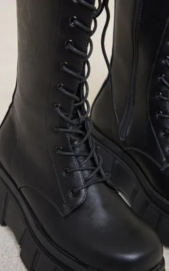 PrettyLittleThing Black Boots*Extreme Flatform Sole Calf High Biker Boots