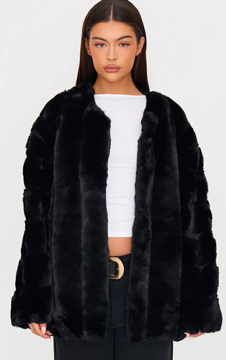 PrettyLittleThing Faux Fur Coats*Faux Fur Bubble Vertical Coat