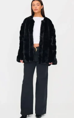 PrettyLittleThing Faux Fur Coats*Faux Fur Bubble Vertical Coat