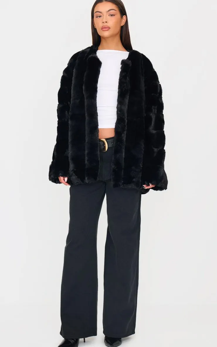 PrettyLittleThing Faux Fur Coats*Faux Fur Bubble Vertical Coat