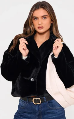 PrettyLittleThing Faux Fur Coats*Faux Fur Cropped Blazer