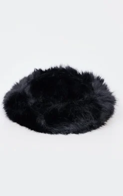 PrettyLittleThing Hats*Faux Fur Fluffy Trim Bucket Hat