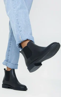 PrettyLittleThing Black Boots*Faux Leather Basic Chelsea Ankle Boots