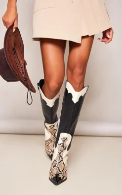 PrettyLittleThing Wide Fit Boots*Faux Leather Wide Fit Textured Snake Print Western Knee Boots
