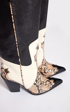 PrettyLittleThing Wide Fit Boots*Faux Leather Wide Fit Textured Snake Print Western Knee Boots