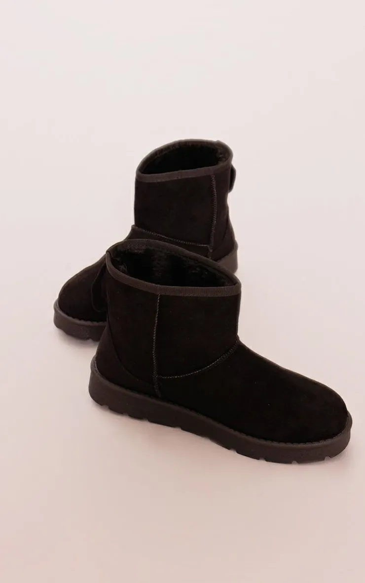 PrettyLittleThing Black Boots*Faux Suede Cleated Ankle Boots