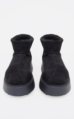 PrettyLittleThing Black Boots*Faux Suede Round Toe Thick Flat Sole Ankle Boots