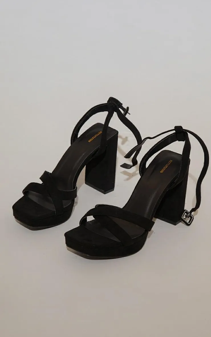 PrettyLittleThing Chunky Sandals*Faux Suede Square Toe Lace Up Flat Chunky Heeled Platforms